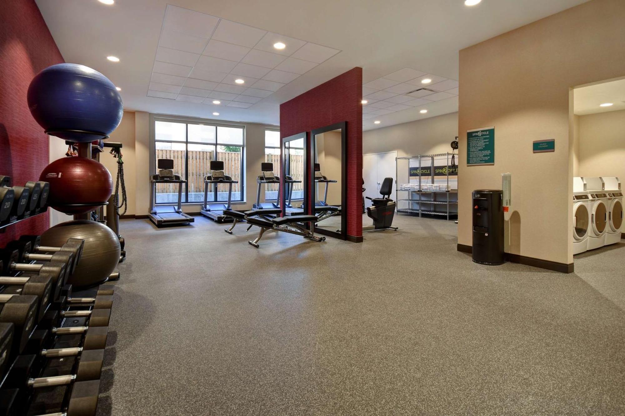 Home2 Suites By Hilton Boston South Bay Ngoại thất bức ảnh