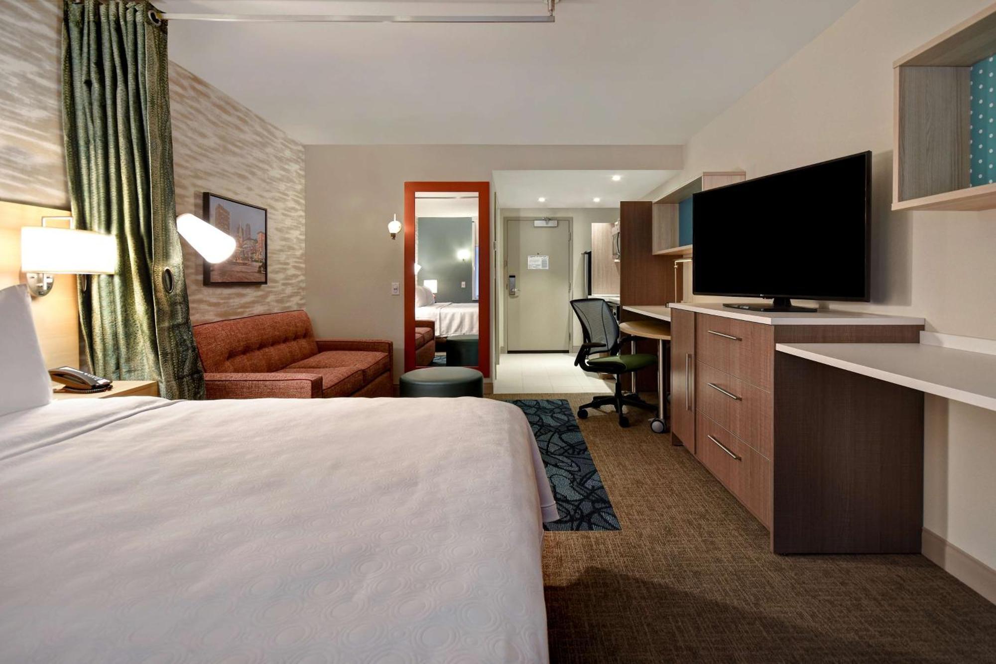 Home2 Suites By Hilton Boston South Bay Ngoại thất bức ảnh