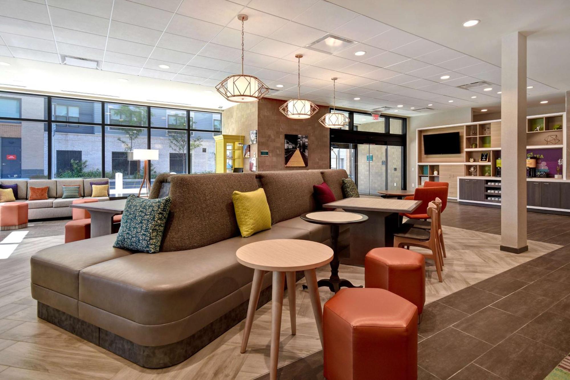 Home2 Suites By Hilton Boston South Bay Ngoại thất bức ảnh